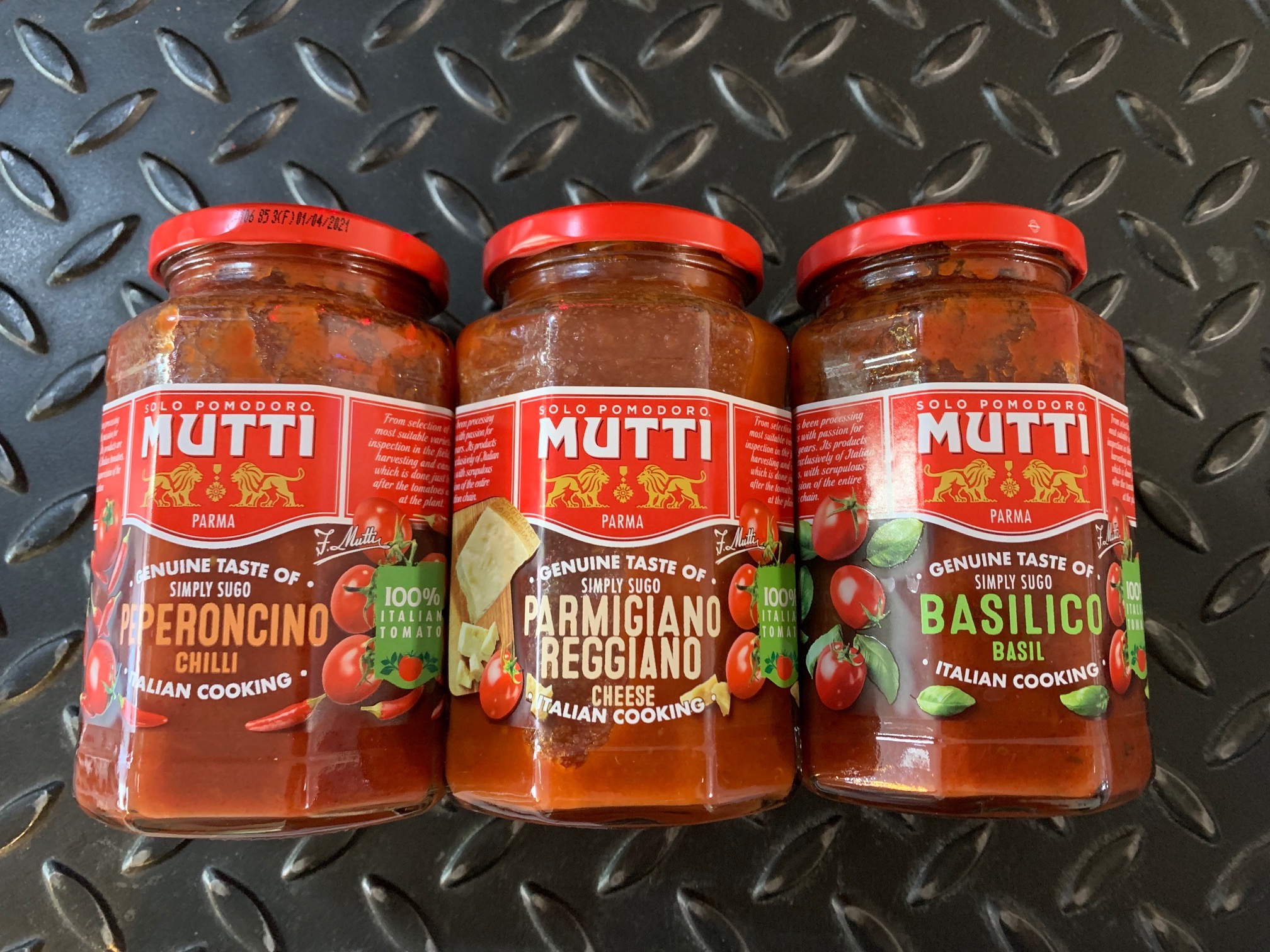 Mutti Pasta Sauces - Meet the Meat